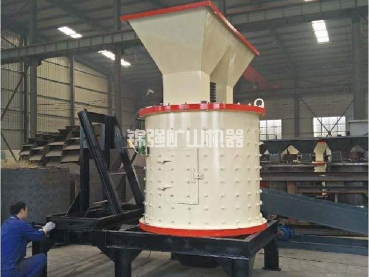 復(fù)合式破碎機(jī)(圖4) 復(fù)合式破碎機(jī)(圖4)